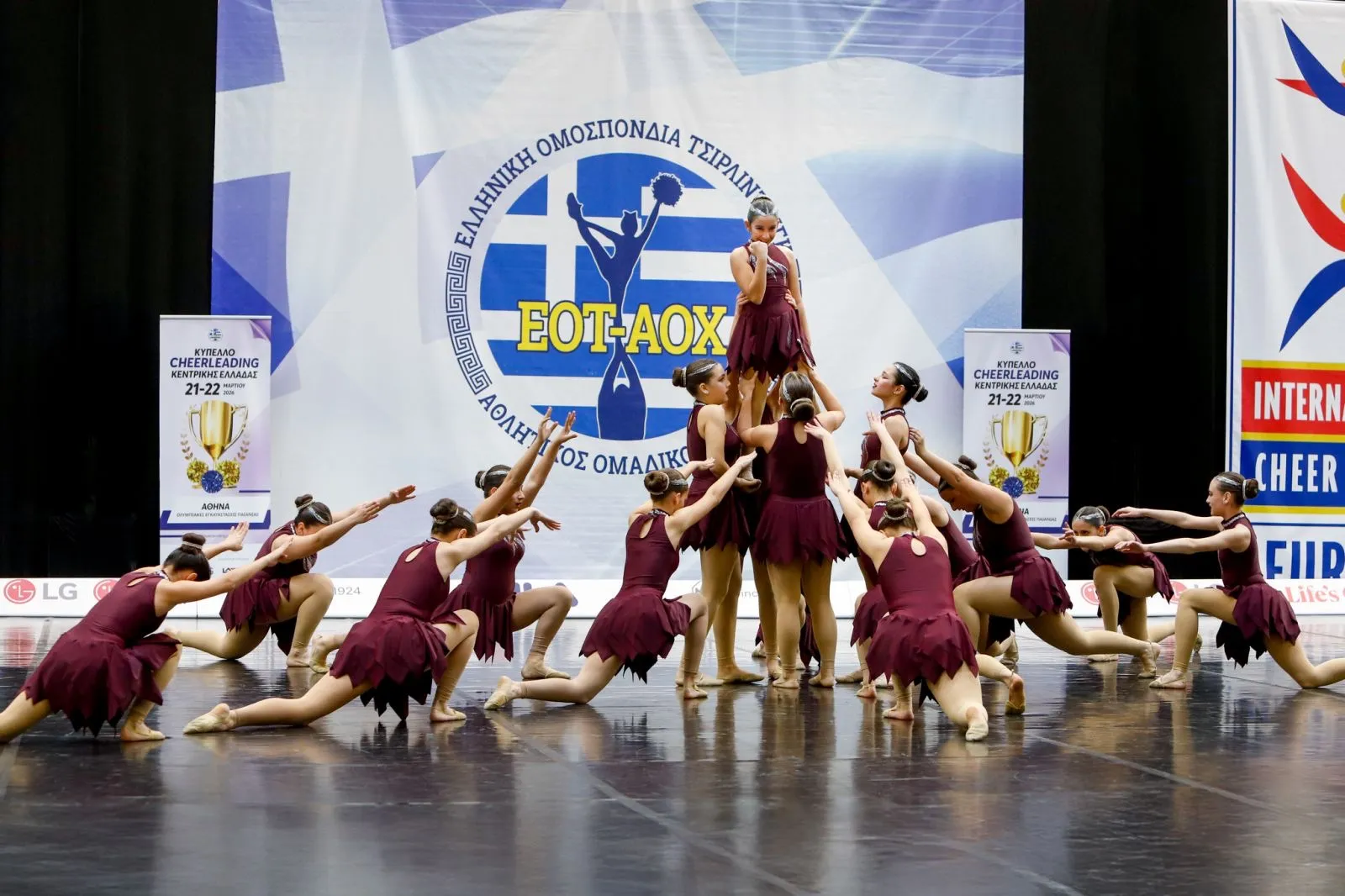 Σχηματισμός της ομάδας Ολυμπιάδες σε αγωνιστικό πρόγραμμα